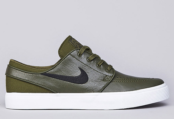 Stefan Janoski Legion Green | Complex