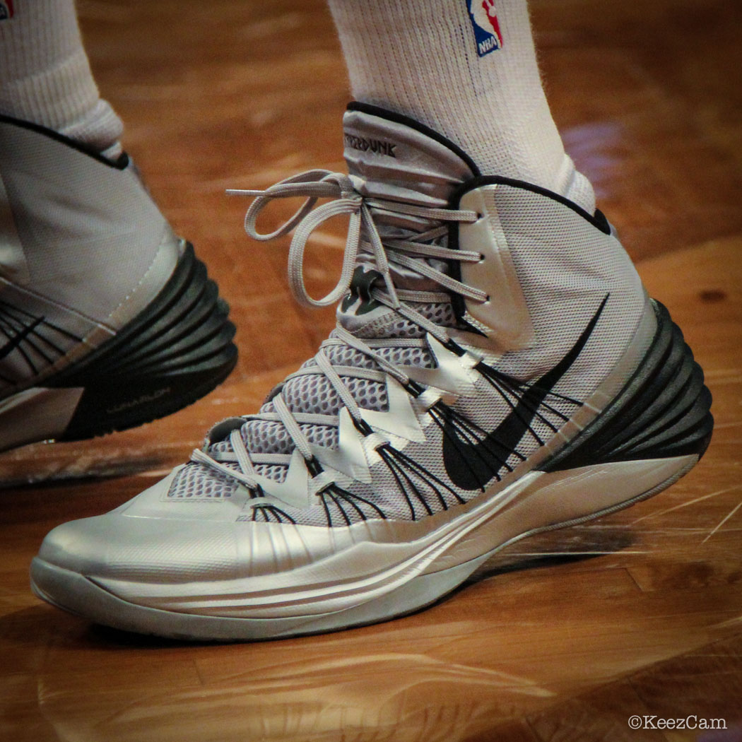 Mason Plumlee wearing Nike Hyperdunk 2013