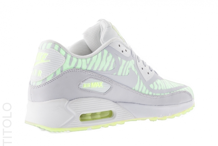 Nike air max 90 shop glow in the dark