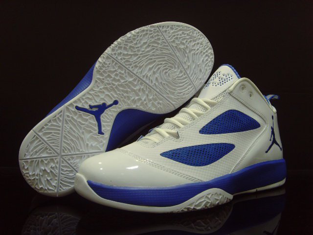 Air Jordan 2011 Q-Flight White Varsity Royal 454486-104