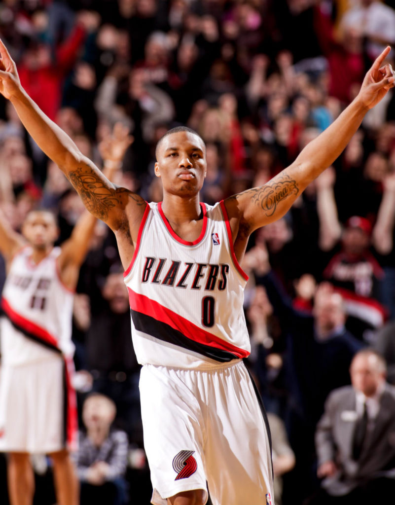 Damian Lillard Hits Game Winner in adidas Rose 773 (6)