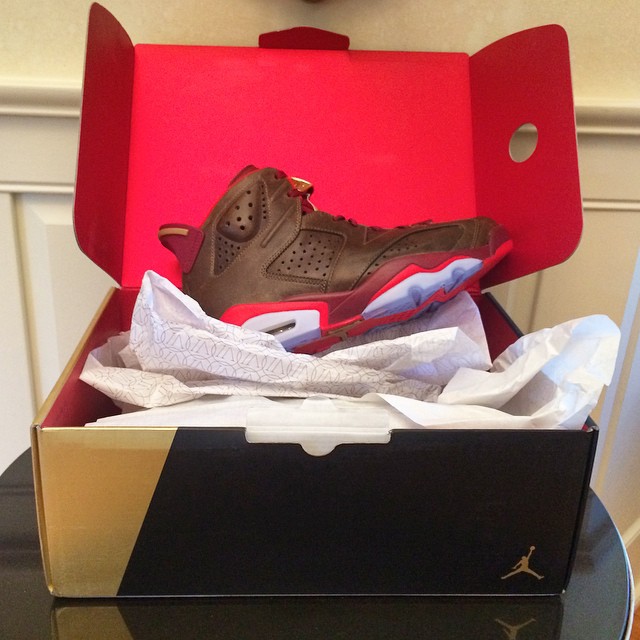 DJ Envy Picks Up Air Jordan VI 6 Cigar