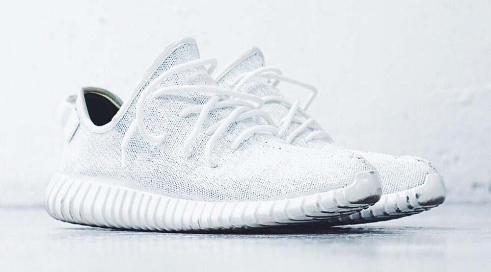 white adidas that look like yeezys