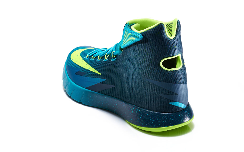 Nike Zoom HyperRev Kyrie Irving Australia PE (2)