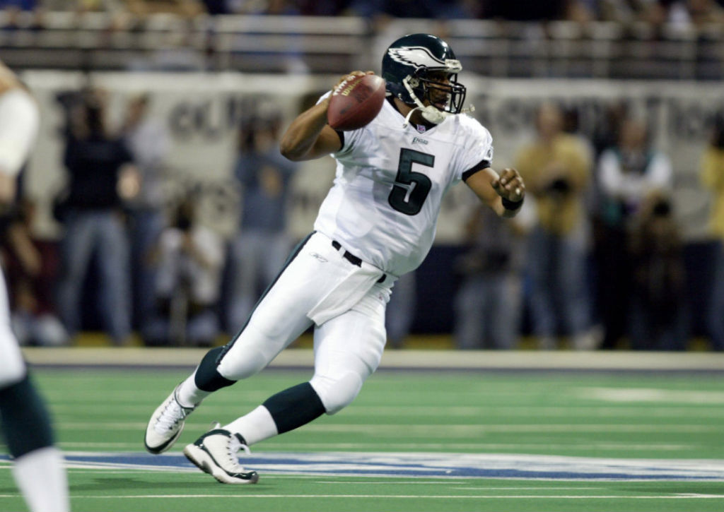 Donovan McNabb Wearing Air Jordan IX 9 Retro Turf PE (14)