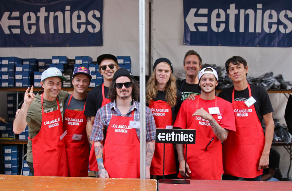 etnies LA Mission Shoe Donation 2013 (1)