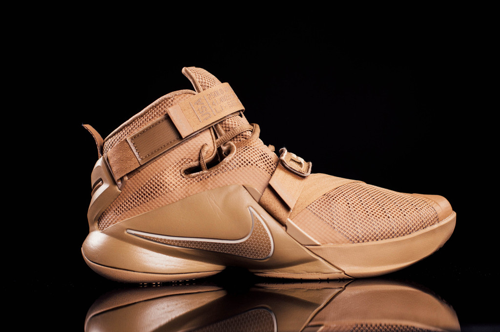 lebron tan shoes