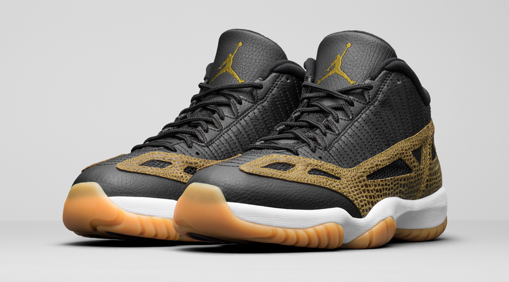 Air Jordan 11 Low IE 