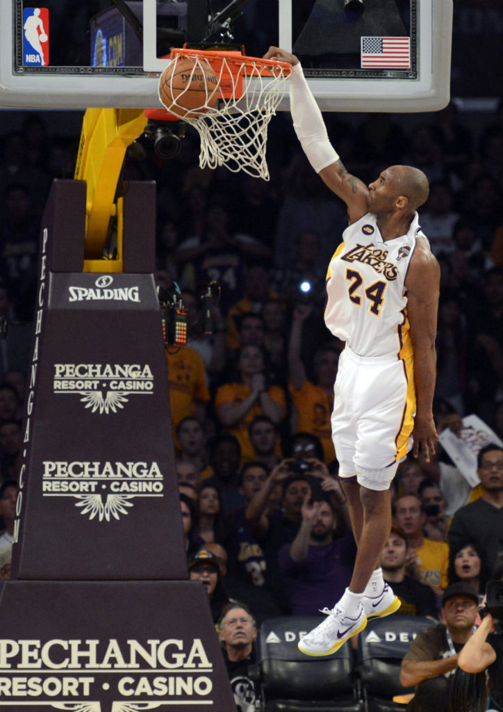 Kobe Bryant Posterizes Josh Smith In Nike Kobe 8 System (7)