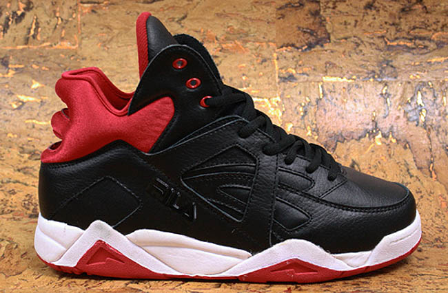 FILA Cage Black Red White (1)