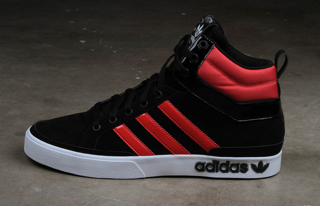 adidas mid top black