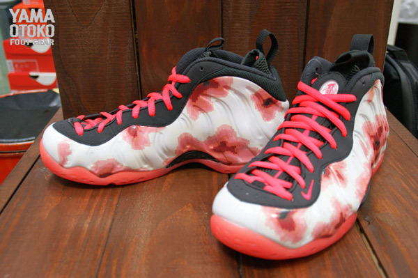 Foot LockerLady Foams. WMNS Nike Air Foamposite One ...