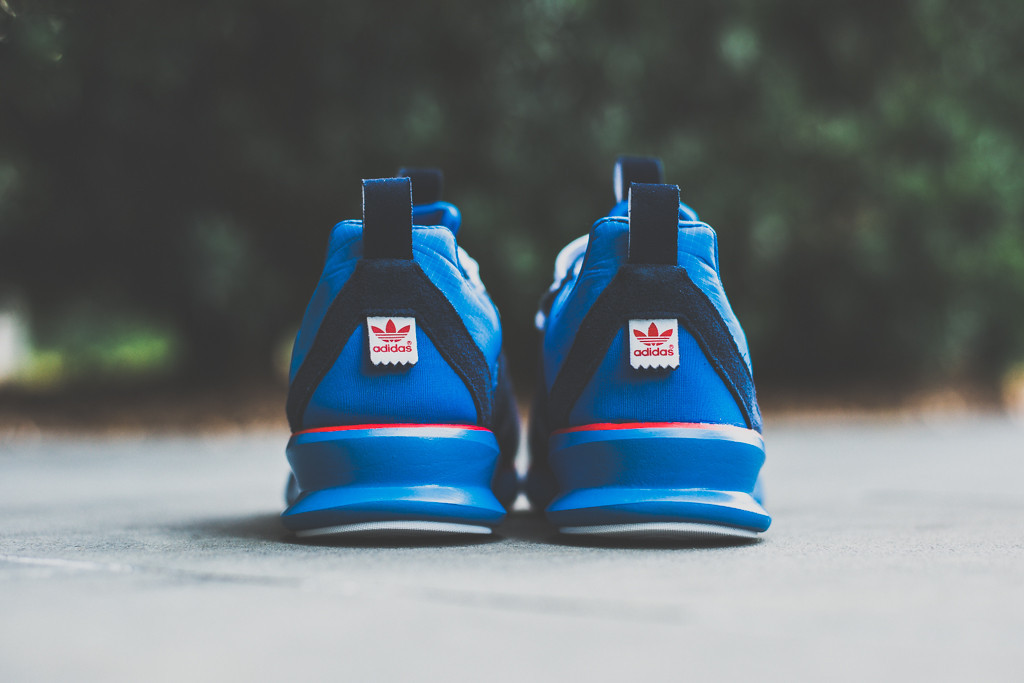 Como plantador varonil The First adidas SL Loop Release of the New Year | Complex