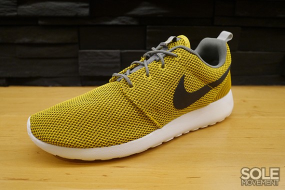 Nike Roshe Run - Grey/Yellow | Sole 
