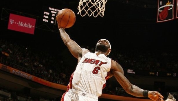 LeBron James Debuts New LeBron 8 V/2 Colorway 