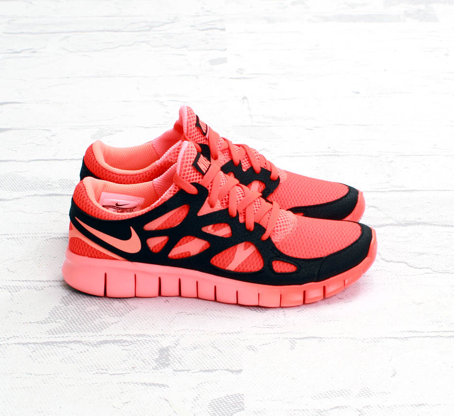 Nike free shop mango