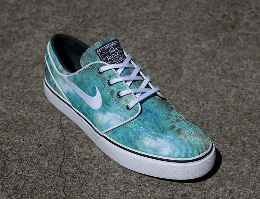 tie dye janoski