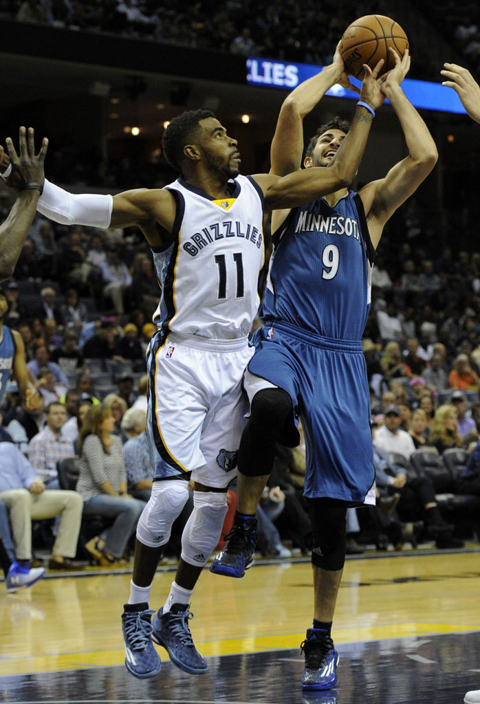 Mike Conley & Ricky Rubio wearing adidas Crazylight Boost