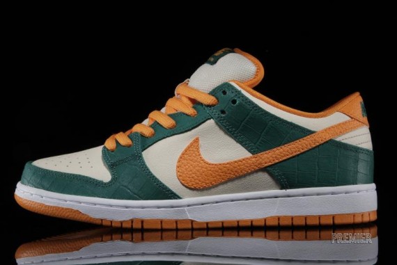 Nike SB Dunk Low - Legion Pine