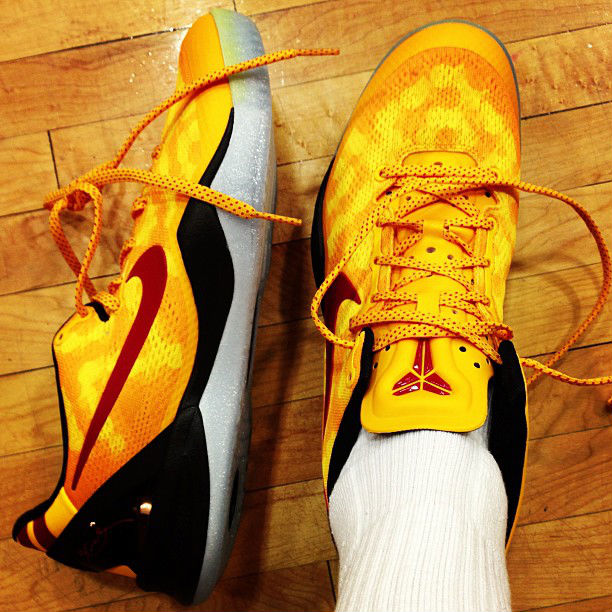 Nike Kobe 8 System - Skylar Diggins "Tulsa Shock" PE