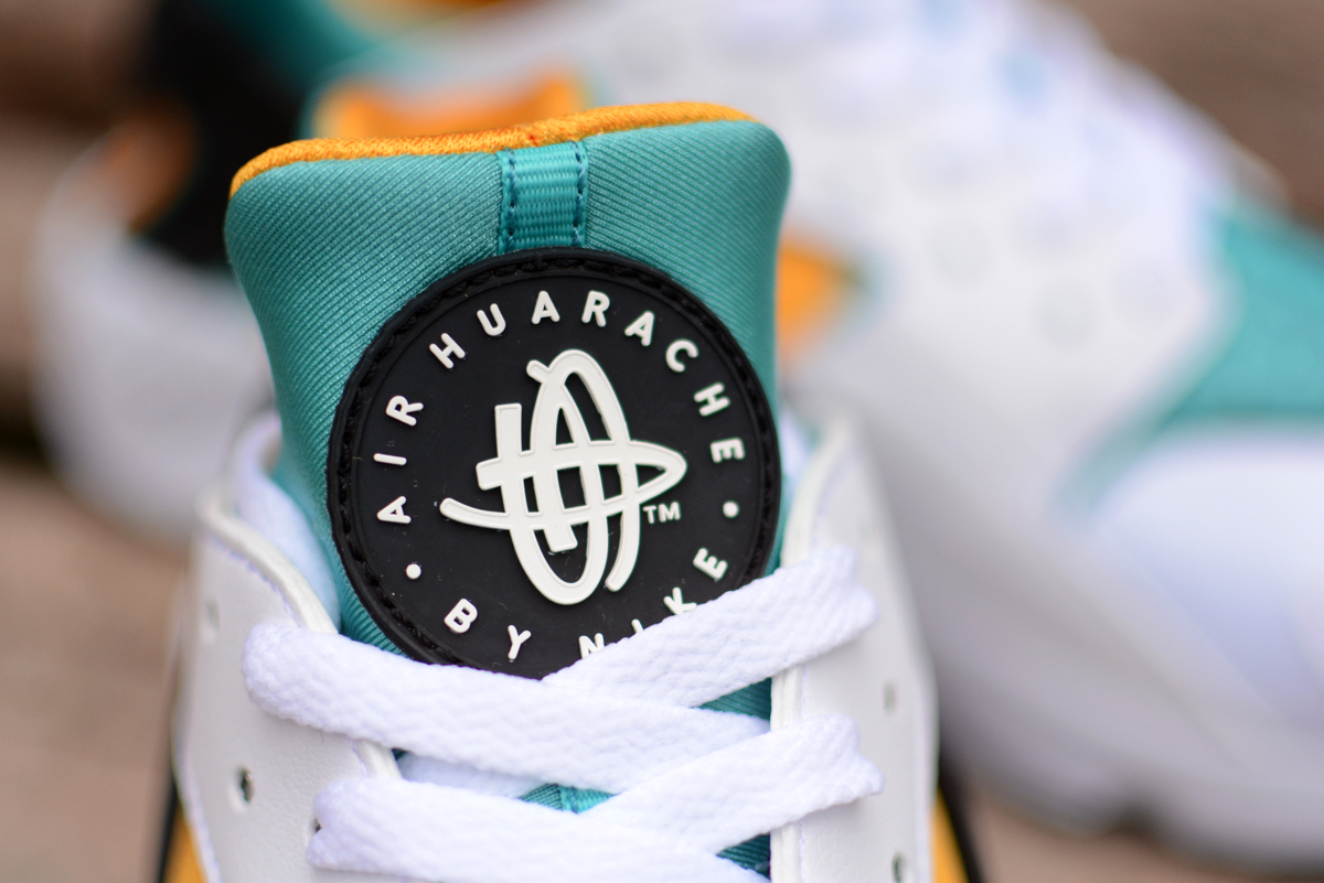 huarache turquoise gold