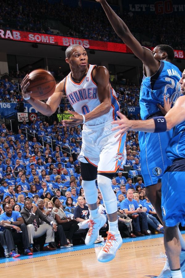 Russell Westbrook wearing Nike Zoom Hyperfuse 2011 PE