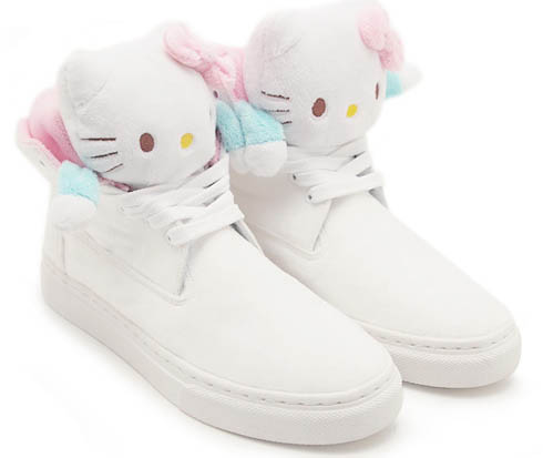 Hello Kitty x UBIQ Mascot Fatima (1)