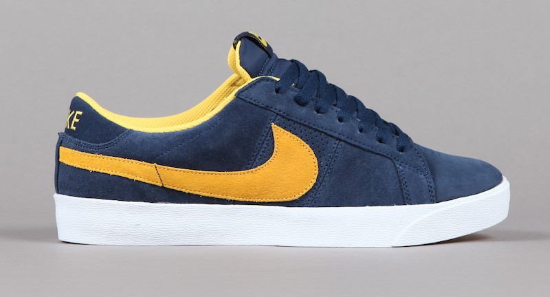 Nike SB Blazer Low CS Midnight Navy Varsity Maize 418539-400