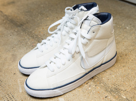 Apc cheap nike blazer