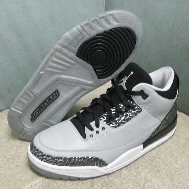 Air Jordan III 3 Wolf Grey Release Date 136064-004 (2)