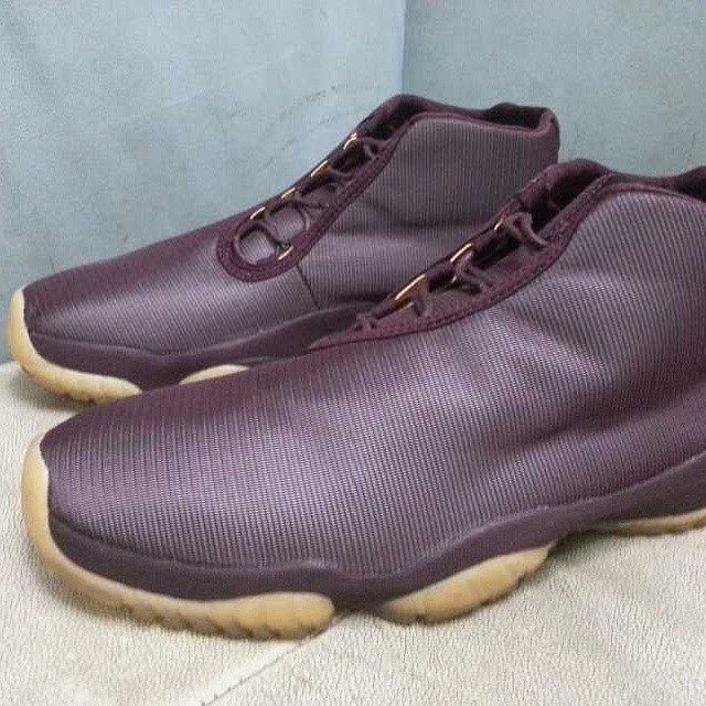 Air Jordan Future 3M Reflective Burgundy (2)