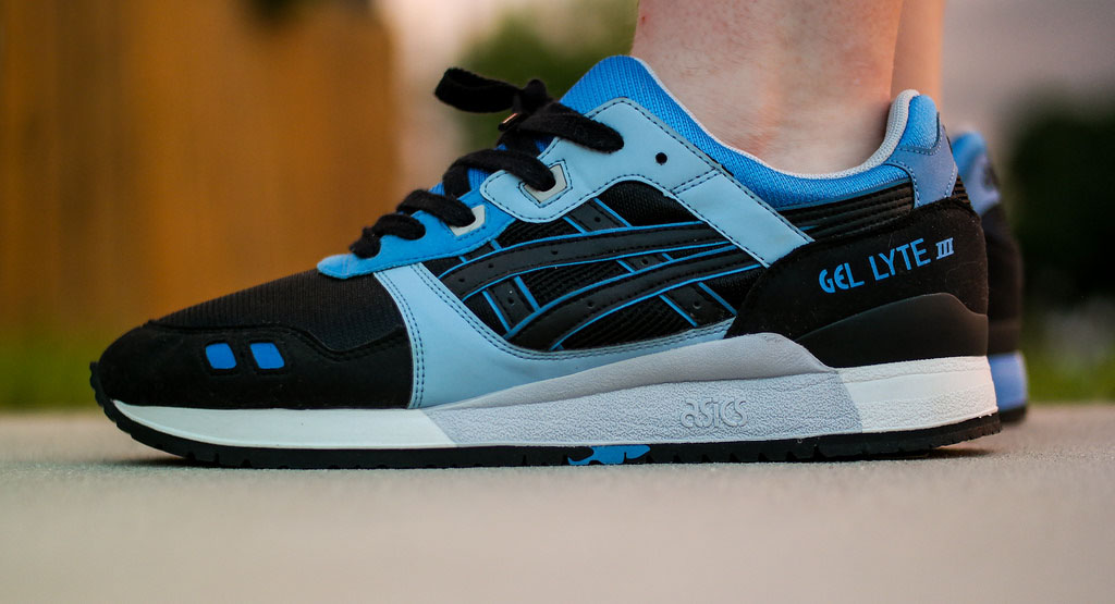 Fuzzy Dunlop in the ASICS GEL-Lyte III Carolina Blue