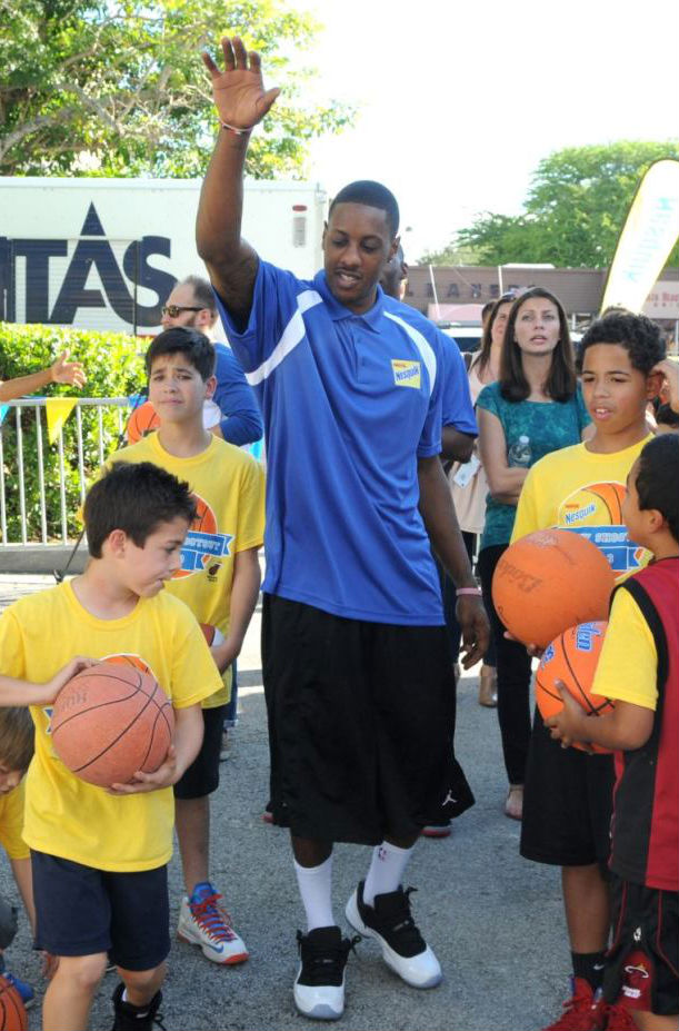 Mario Chalmers wearing AirJordan 11 XI Retro Low