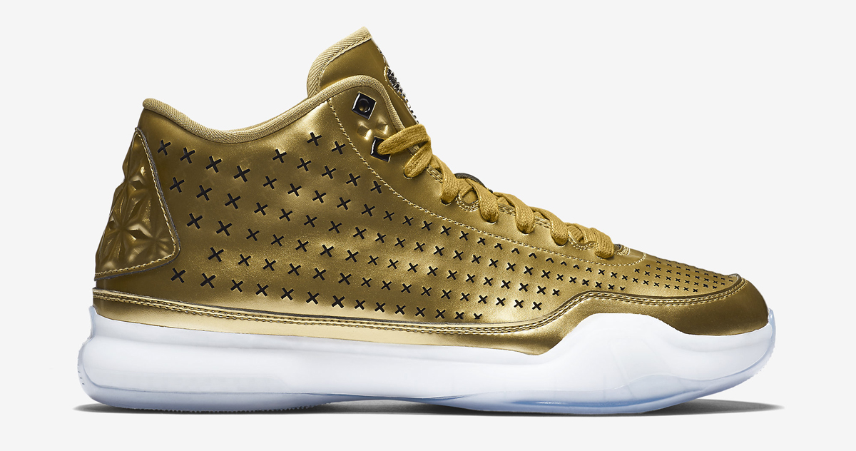 gold kobe shoes