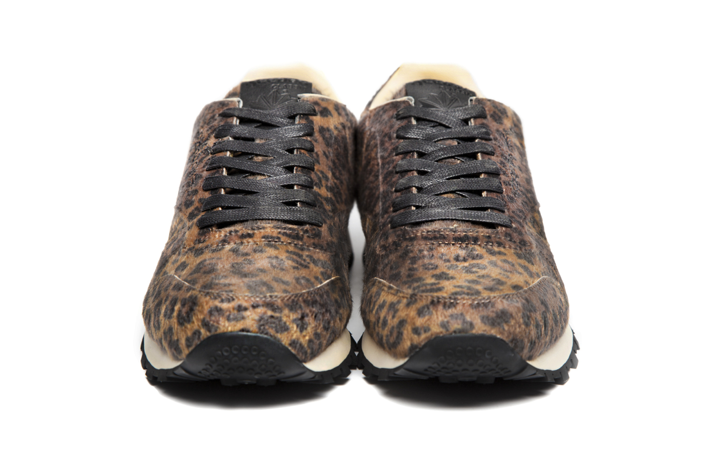 Head Porter Plus x Reebok Classic Leather leopard front