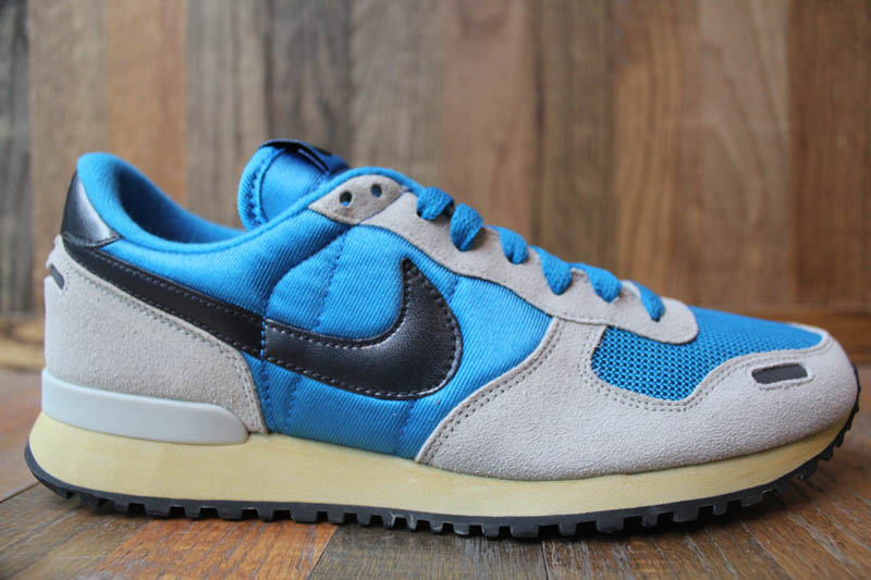 nike air vortex vintage blue