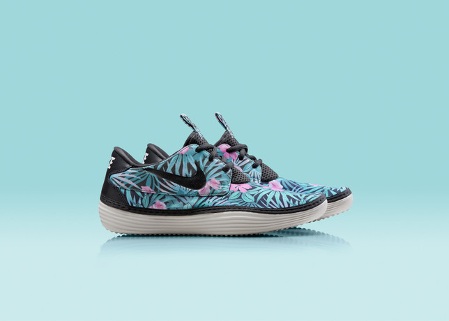 Nike solarsoft shop moccasin floral