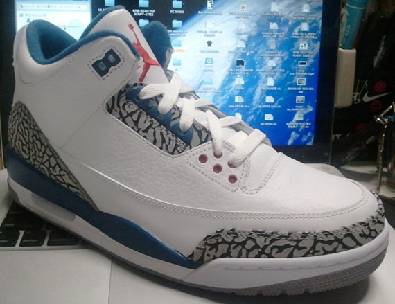 retro 3 true blue