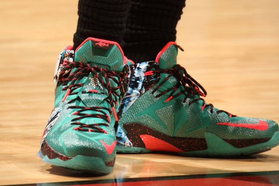 LeBron James wearing Nike LeBron XII 12 Akron Birch (4)