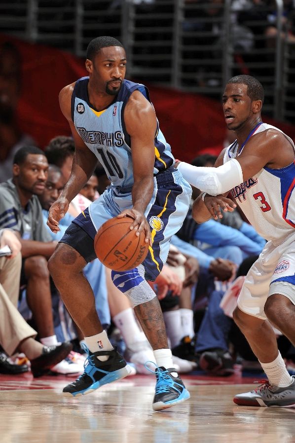 Gilbert Arenas wearing Nike Zoom Huarache Trainer Playstation (1)