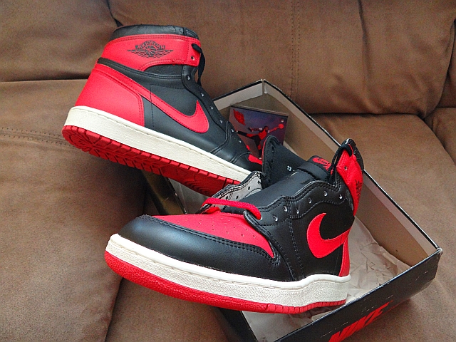 This Week on eBay // September 2-8 | Sole Collector