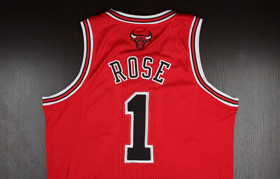 d rose bulls shirt