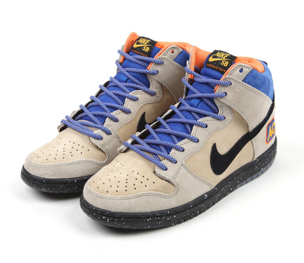 nike sb dunk gold