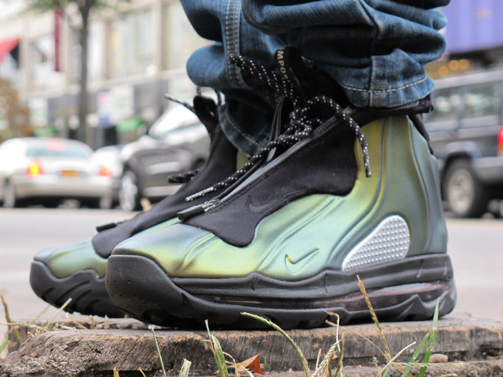 Nike I-95 Posite Max - Metallic Gold 