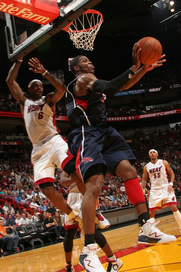 Joe Johnson wearing the Jordan Pure J