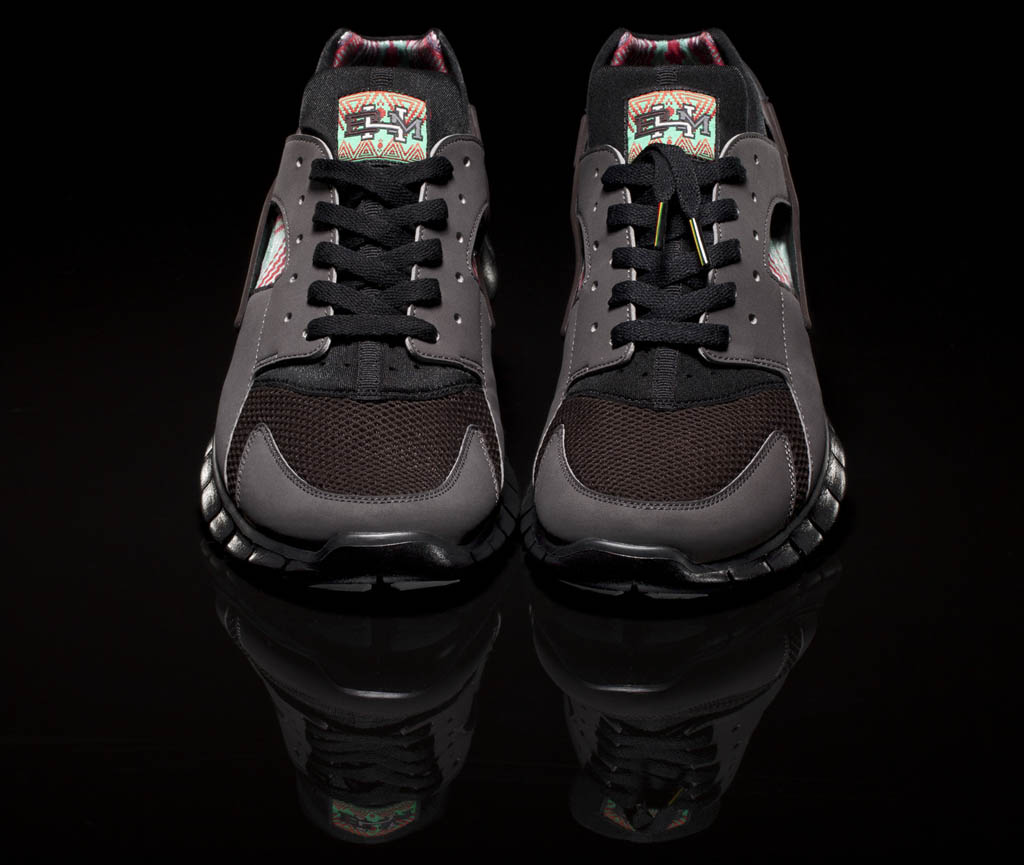 Nike black hotsell history month huarache