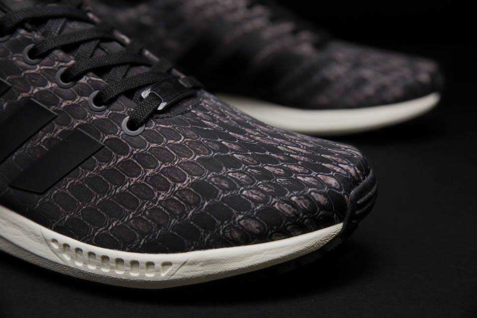 Adidas zx flux outlet black pattern