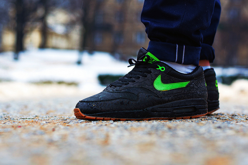 nike air max 1 hufquake