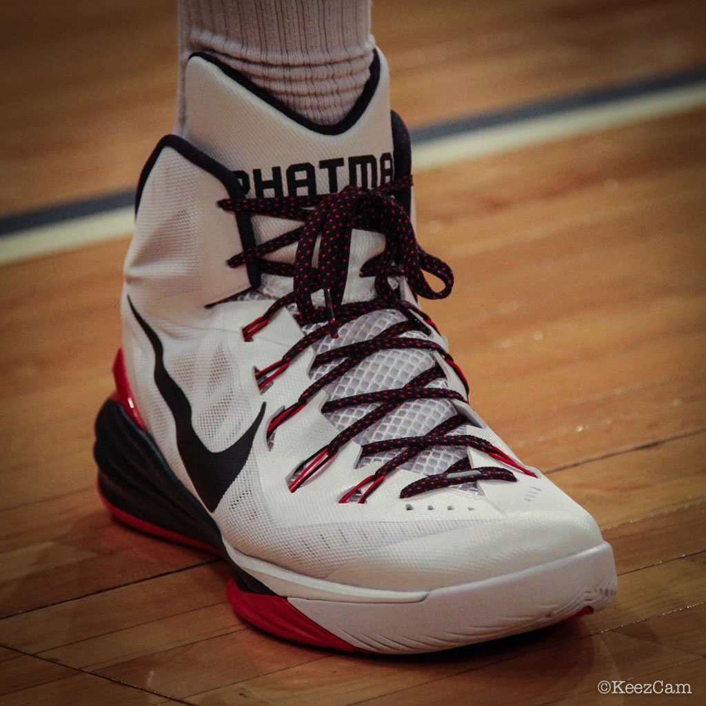 Mason Plumlee wearing Nike Hyperdunk 2014 USA Home PE