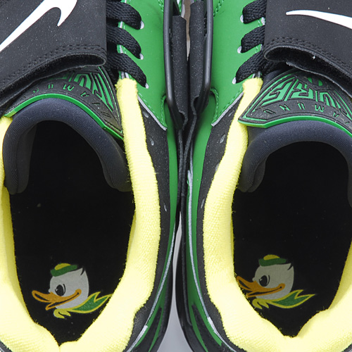 Nike Air Diamond Turf Oregon Ducks graphic sockliner